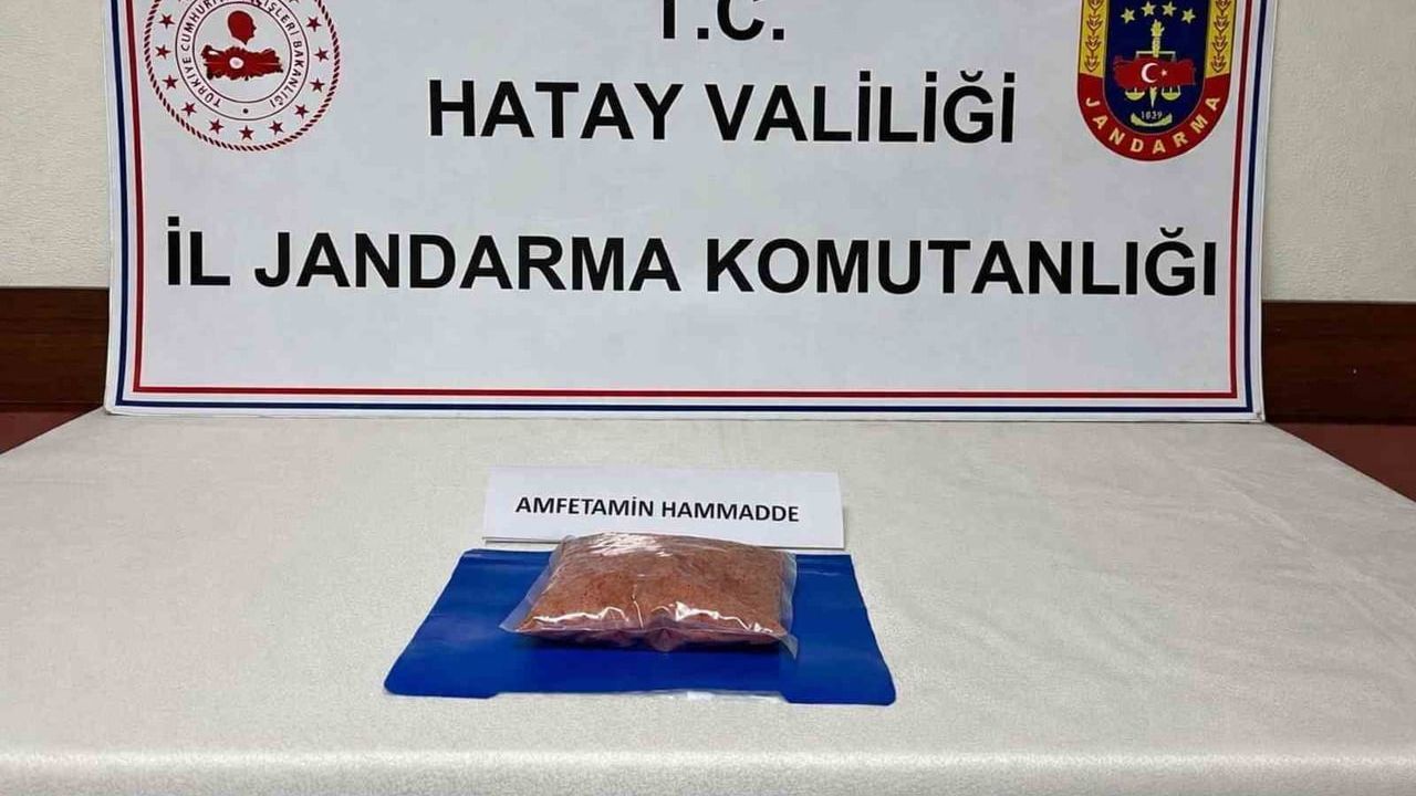 İskenderun'da jandarmadan uyuşturucu operasyonu: 500 gram sentetik kannabinoid ele geçirildi