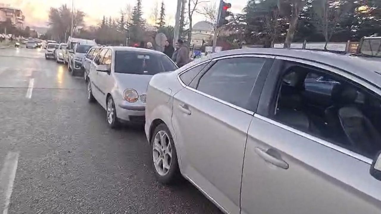 Isparta'da 7 aracın karıştığı zincirleme kaza