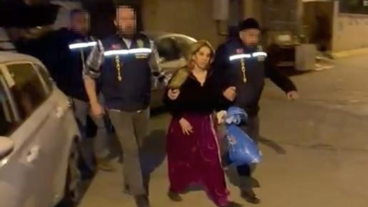 İstanbul'da yakalandı: 233 suç kaydı ve 216 yıl 3 ay 15 gün hapis cezası olan kadın