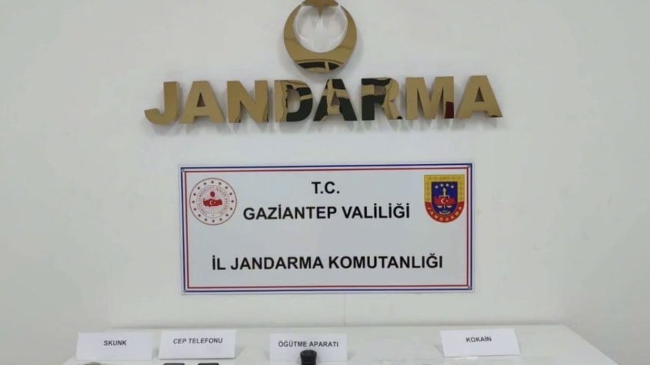 Jandarma İstanbul–Gaziantep uyuşturucu sevkiyatını engelledi: 3 tutuklama