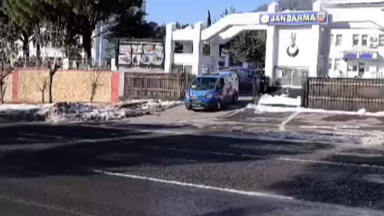 Jandarma operasyonunda 11 kişi tutuklandı