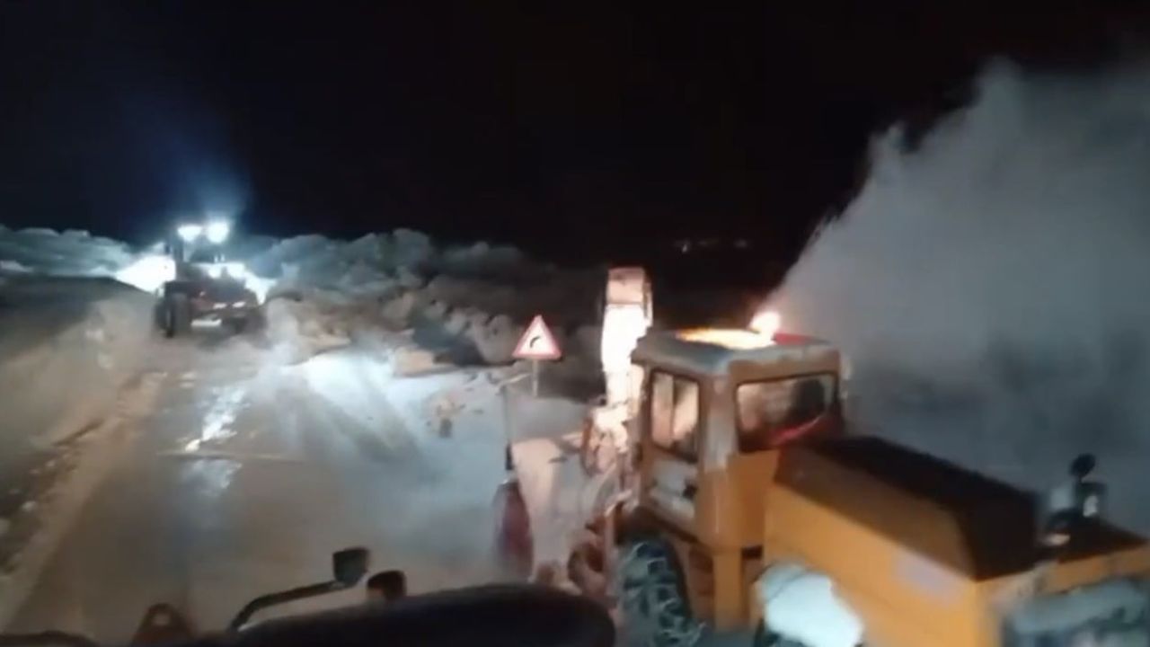 Kağızman-Ağrı kara yolu ulaşıma açıldı