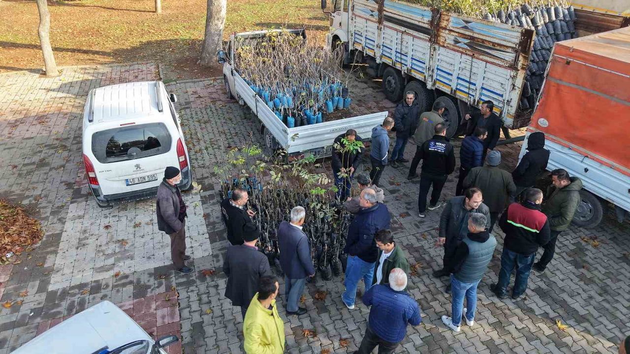 Kahramanmaraş Büyükşehir'den 2025'te Çiftçiye 100 Milyon TL Destek