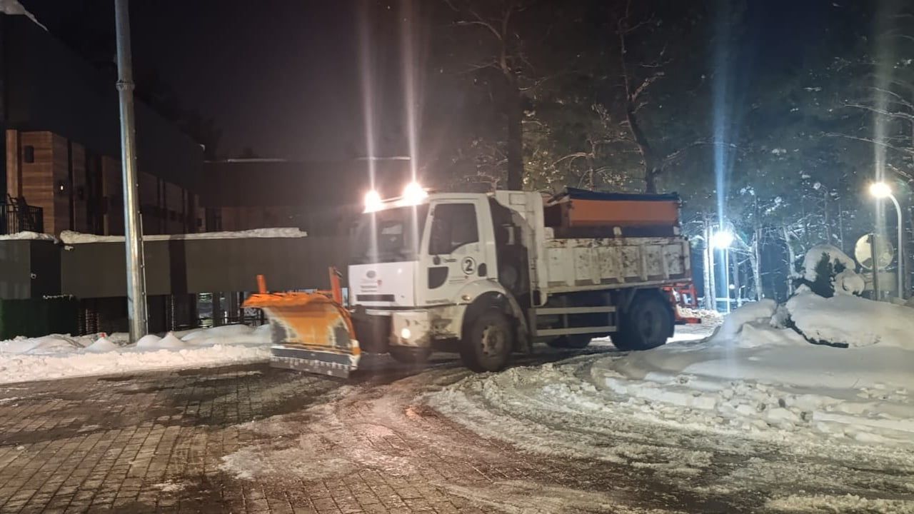 Kahramanmaraş’ta karla mücadele aralıksız devam ediyor