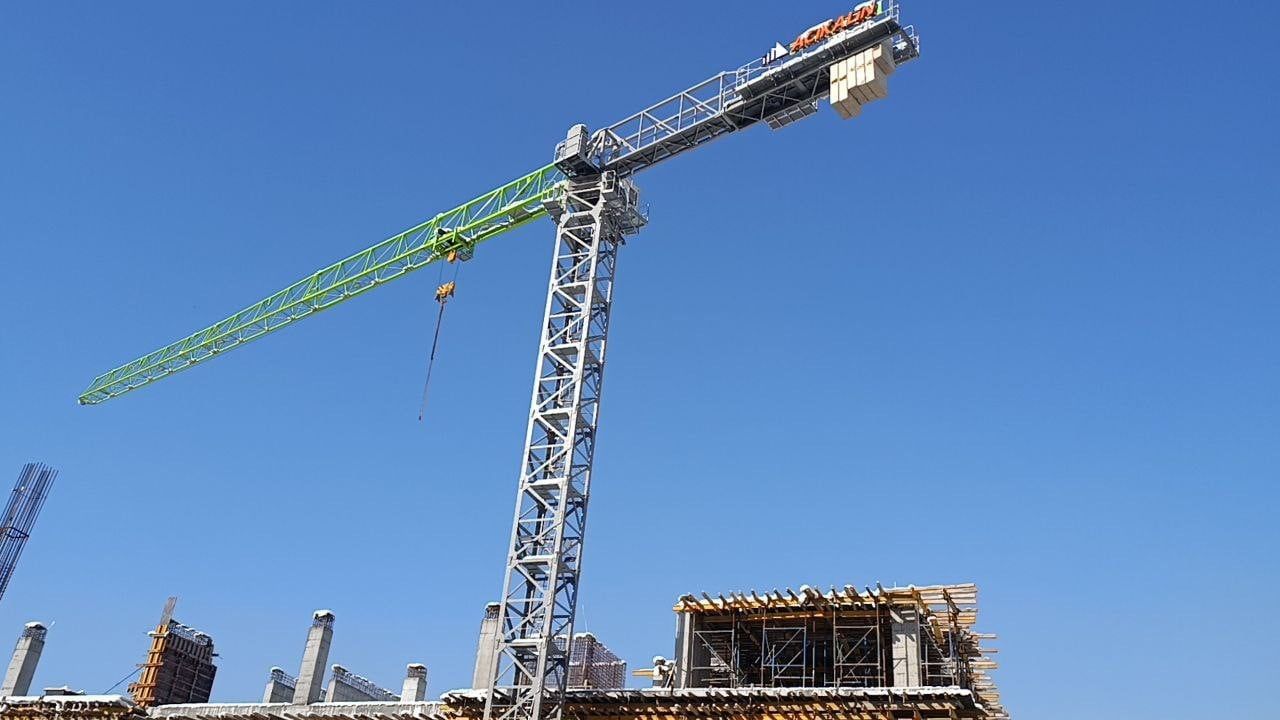 Kahramanmaraş’ta soğuk hava inşaatları durma noktasına getirdi