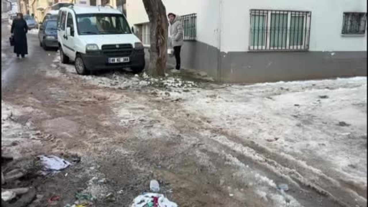 Kahramanmaraş’ta 'yağmur' zannedilen suyun nedeni enerji borusunun patlaması çıktı