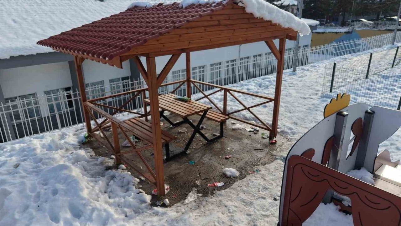 Karabük Belediyesi park denetimlerini yoğunlaştırdı