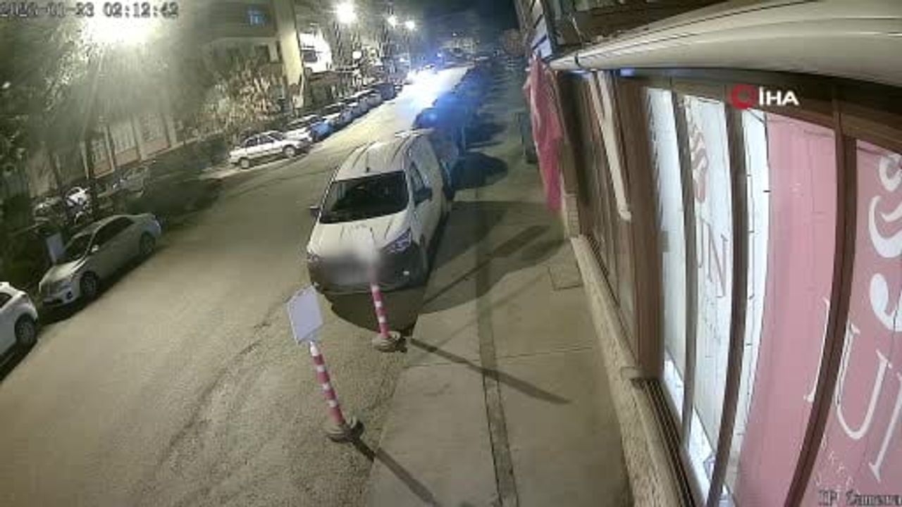 Karabük'te alkollü sürücü park halindeki 5 araca çarpıp kaçtı, kısa sürede yakalandı