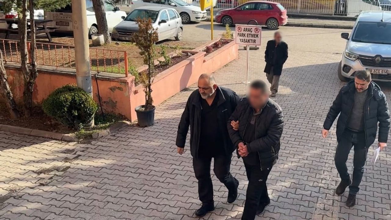 Karabük'te baba, kızının erkek arkadaşını tüfekle yaraladı; adliyeye sevk