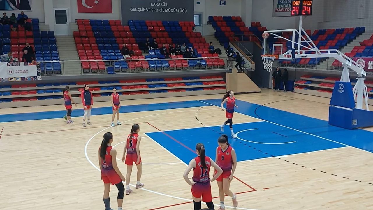 Karabük'te Gençler Basketbol Grup Müsabakaları başladı