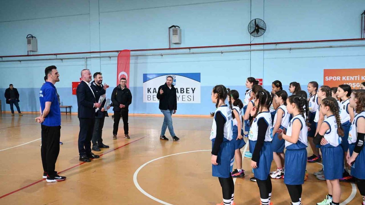Karacabey Belediyesi altyapı odaklı amatör spor hamlesi