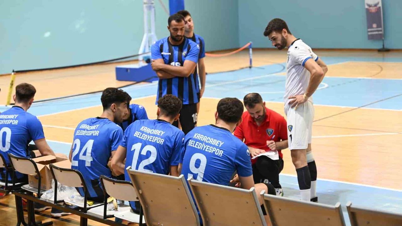 Karacabey Belediyespor Play-Off umudunu son maça taşıdı