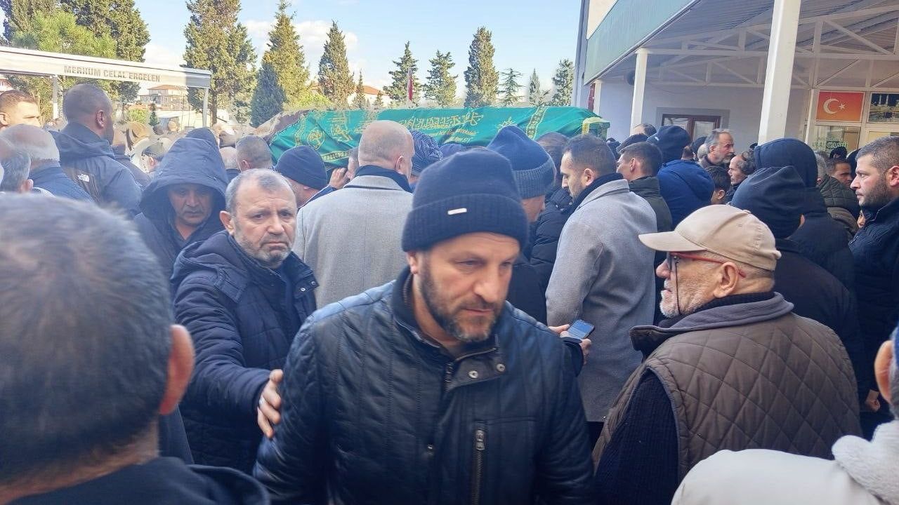 Karasu'da 8. sınıf öğrencisi Ilhame Saparova son yolculuğuna uğurlandı