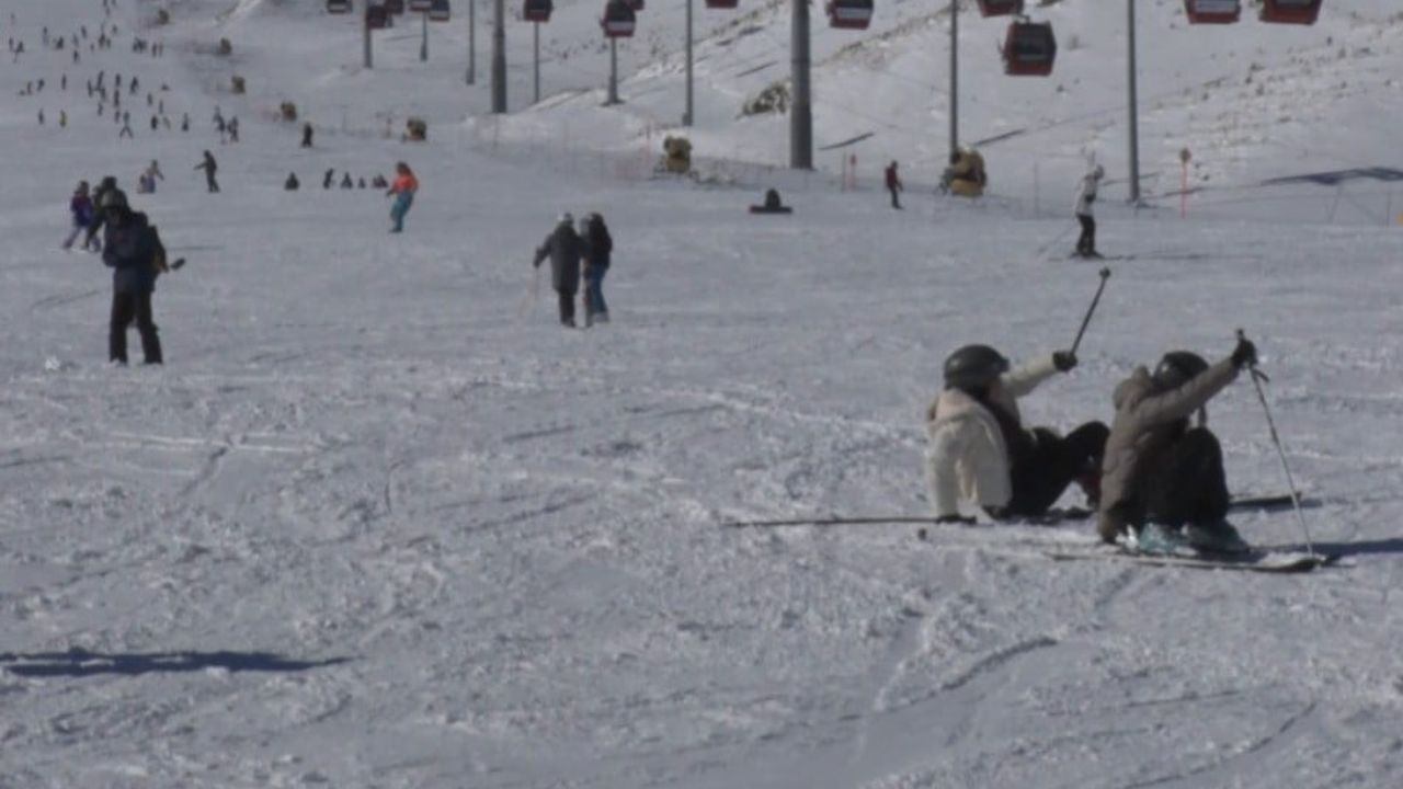 Karlı ve buzlu zeminde güvenli yürüyüş ve kayak için öneriler