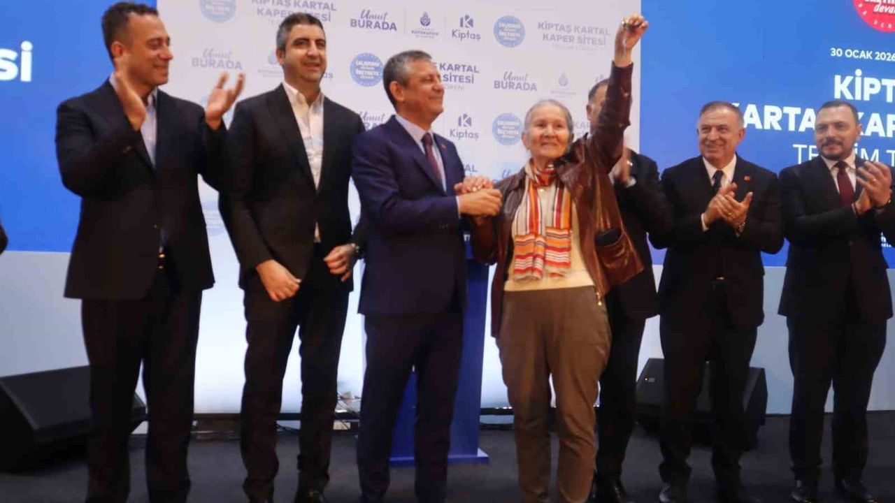 Kartal'da KİPTAŞ Kaper Sitesi konutları hak sahiplerine teslim edildi