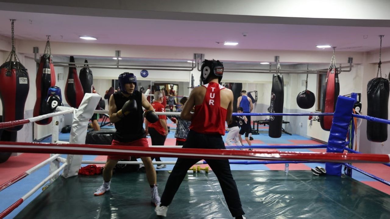 Kartepe'de Çocuklar Kış Spor Okullarında Becerilerini Geliştiriyor