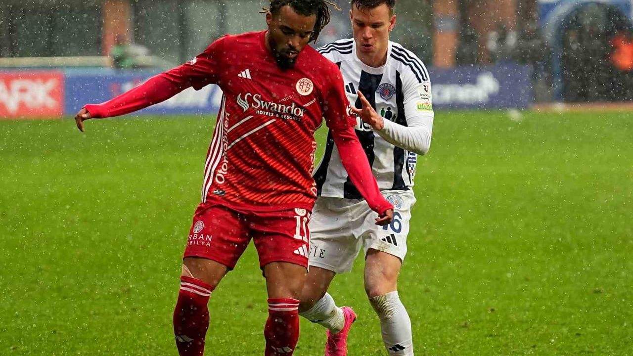 Kasımpaşa 0 - 0 Antalyaspor (İlk yarı) | Trendyol Süper Lig 18. Hafta