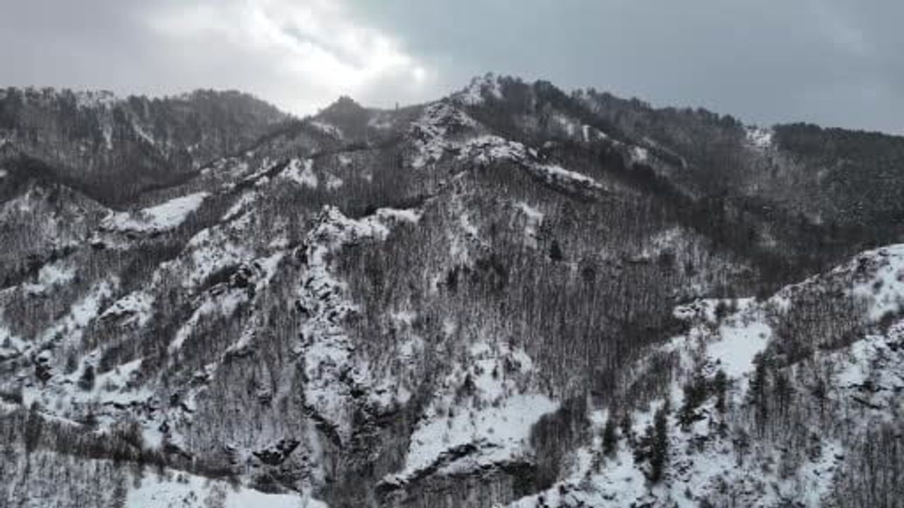 Kastamonu İhsangazi’de karla kaplı dağların büyüleyici görüntüleri