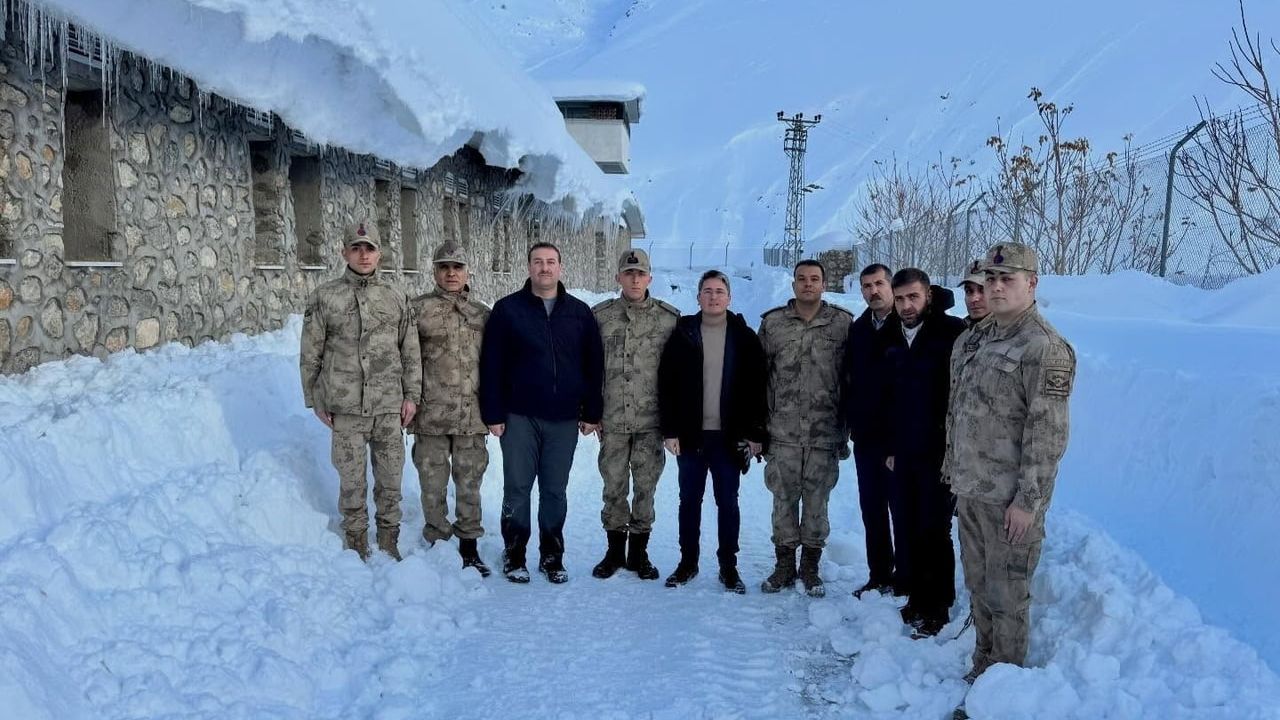 Kaymakam Emirhan Arıkan Başbağlar Karakolu'nu ziyaret etti