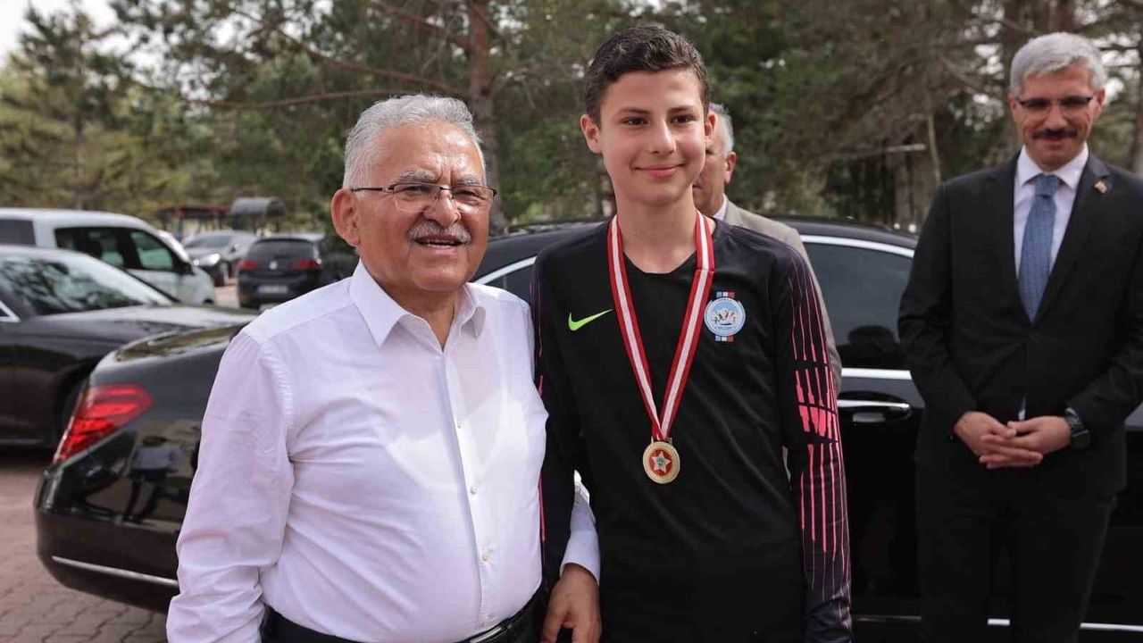 Kayseri 2025'te 842 bin 338 sporseveri ağırladı: Sporun merkezi olma hedefi pekişti