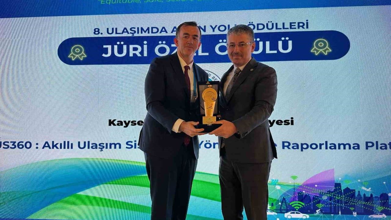 Kayseri Büyükşehir 2025 yılı projeleriyle ödüller aldı