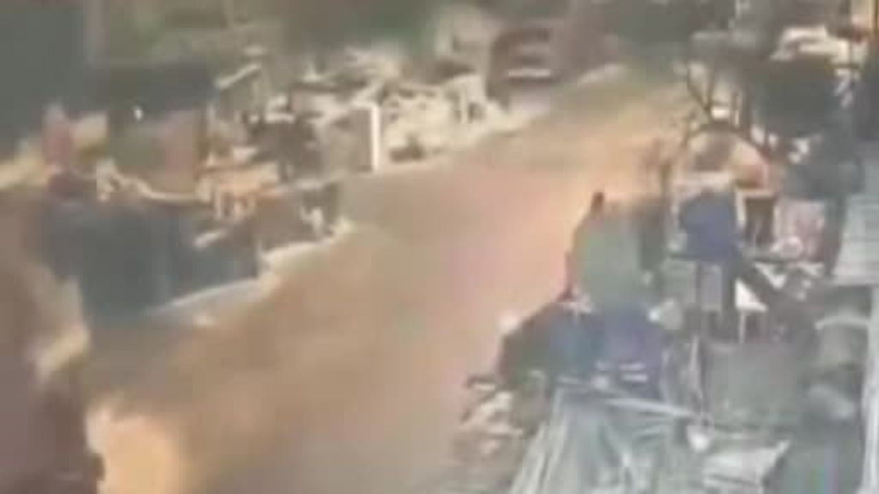 Kayseri'de 250 bin TL değerinde hurda çalan 2 kişi tutuklandı