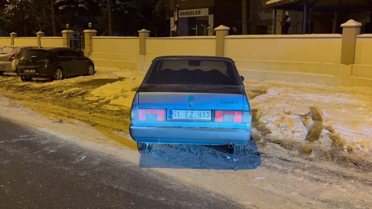 Kayseri'de alkollü sürücü 'ekmeğim gider' diyerek işlemden kaçınmaya çalıştı