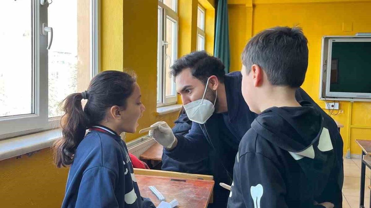 Kayseri Ülkü Ocakları'ndan gençlere sağlık hamlesi: Yaklaşık 2 bin öğrenci tarandı