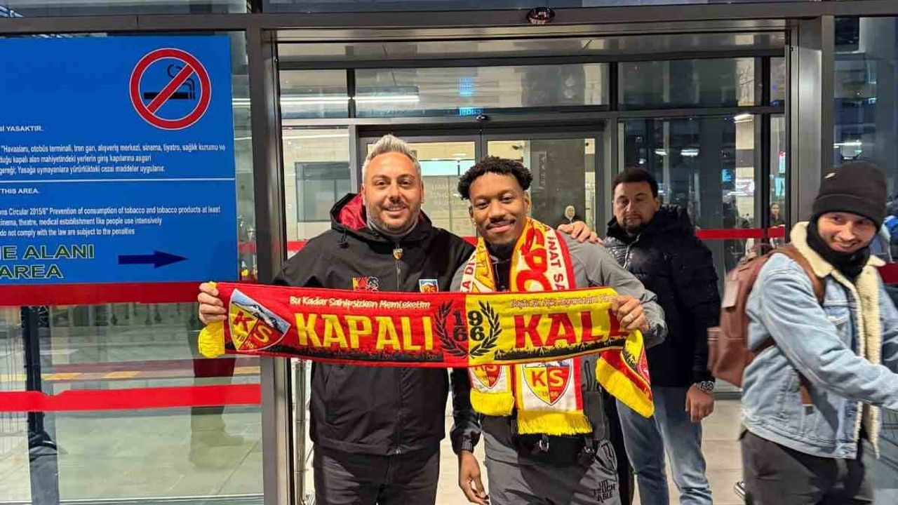 Kayserispor RonaelPierre-Gabriel'i Kayseri'ye getirdi