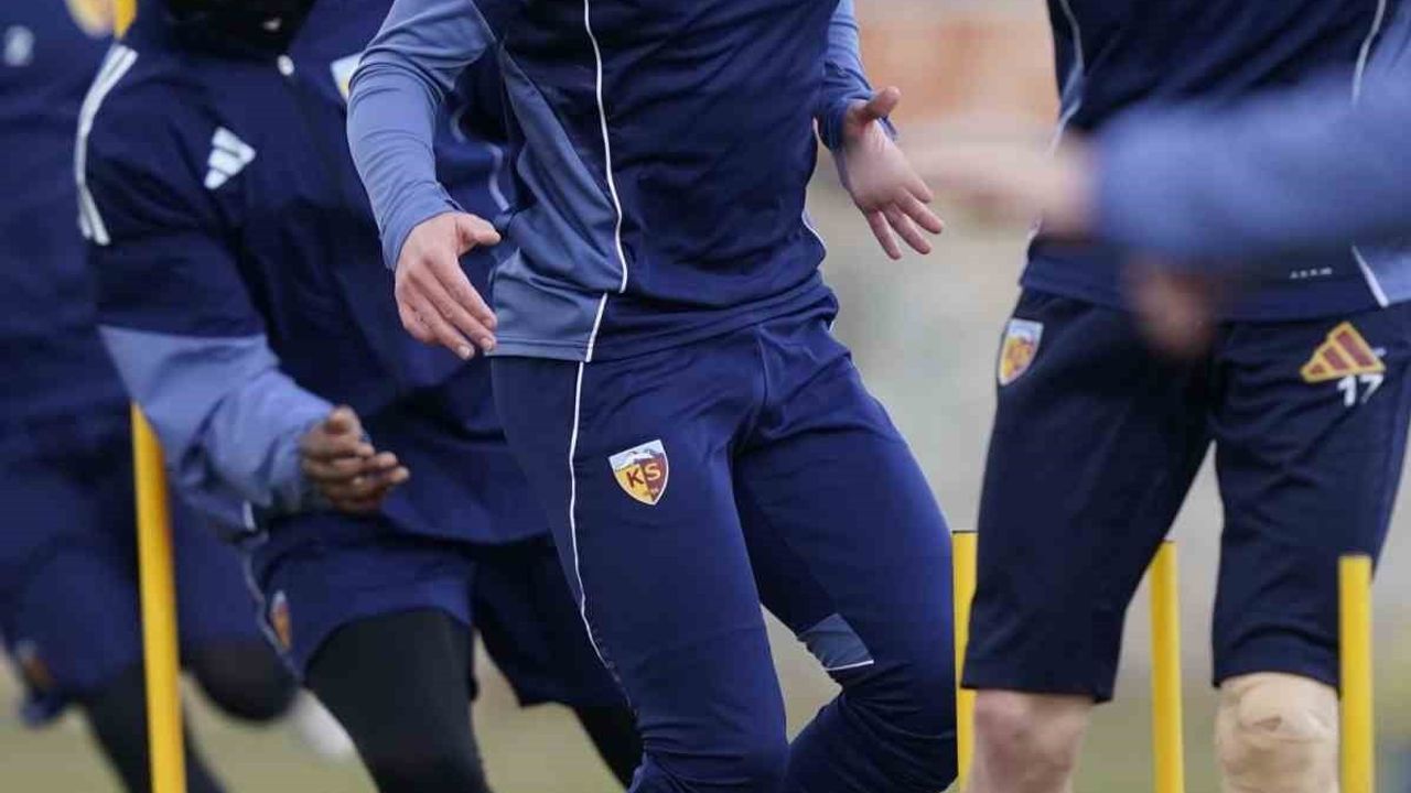 Kayserispor, Süper Lig 20. haftada lider Galatasaray'a konuk oluyor