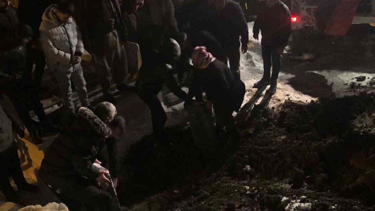 Keklik Pınar’da kızak kazasında yaşamını yitiren 11 yaşındaki Lezgin Erdal toprağa verildi