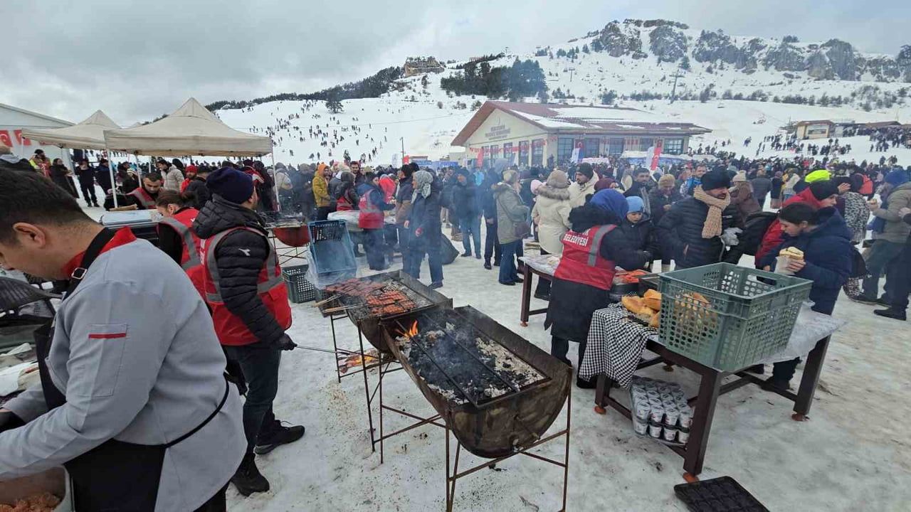 Keltepe Kayak Festivali'nde rengarenk anlar