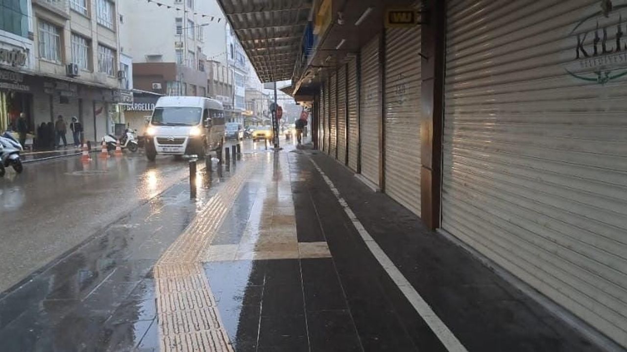 Kilis’te sabah sağanağı ve sis görüşü azalttı