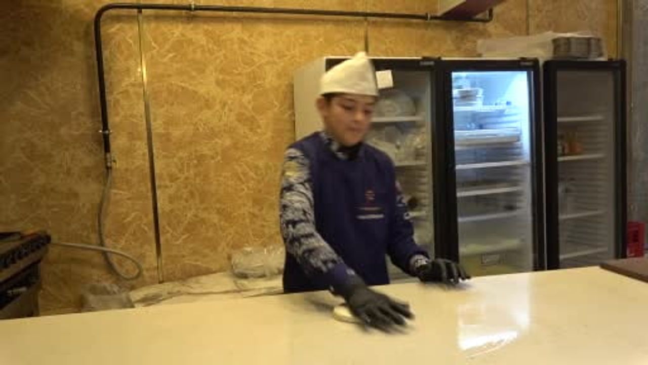 Kilis ustalığı Halep'e geri dönüyor: Katmer Aşkı Sınır Aşıyor