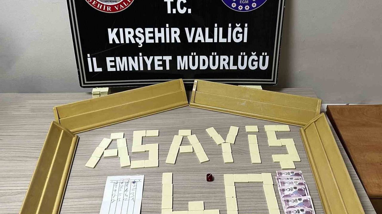 Kırşehir'de kahvehaneye kumar baskını
