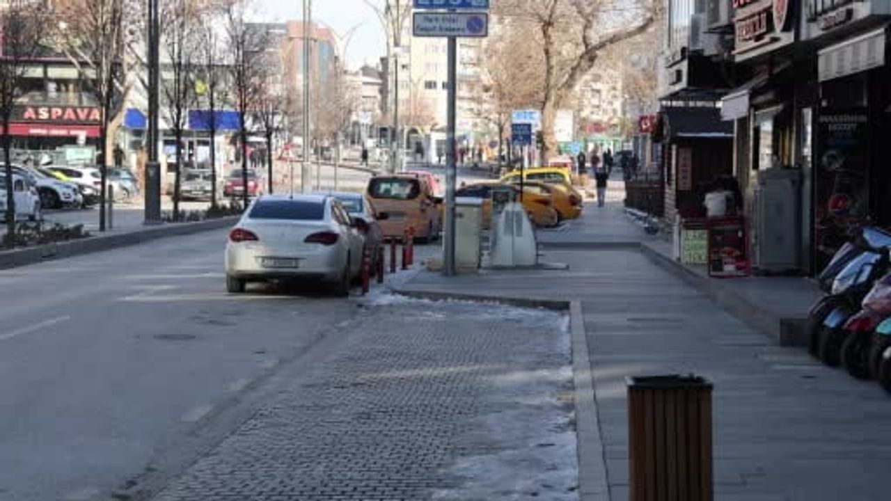 Kırşehir’de sert soğuklar aktarlara ilgiyi artırdı