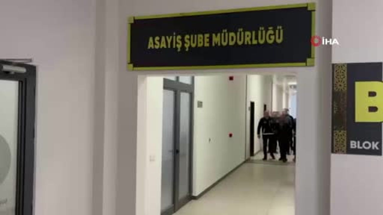 Kocaeli'de cinayet davası: Sanığın eşi maktulün mesajlarla rahatsız ettiğini söyledi