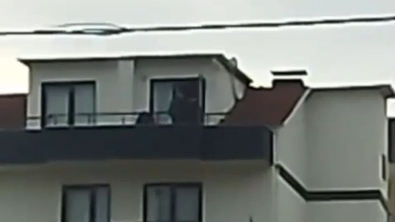 Kocaeli'de FETÖ/PDY operasyonu: İhraç üsteğmen çatıda yakalandı