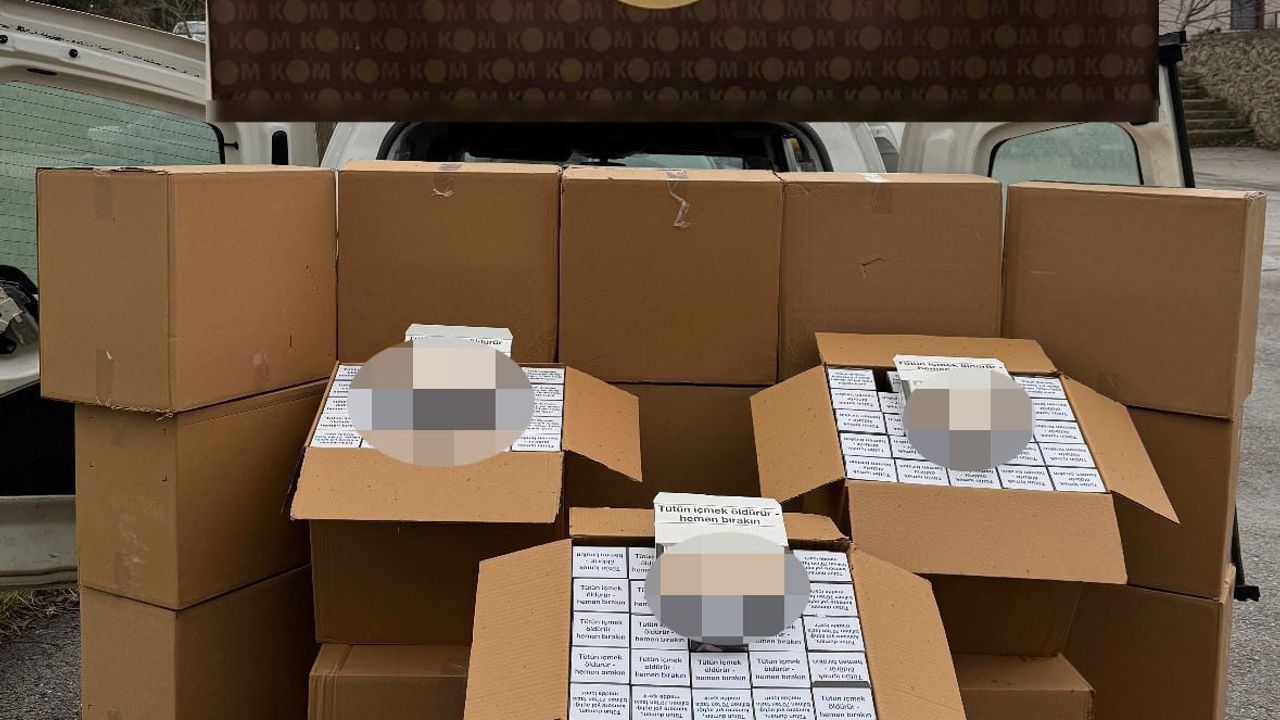 Kocaeli TEM Otoyolu'nda 300 bin adet boş makaron ele geçirildi