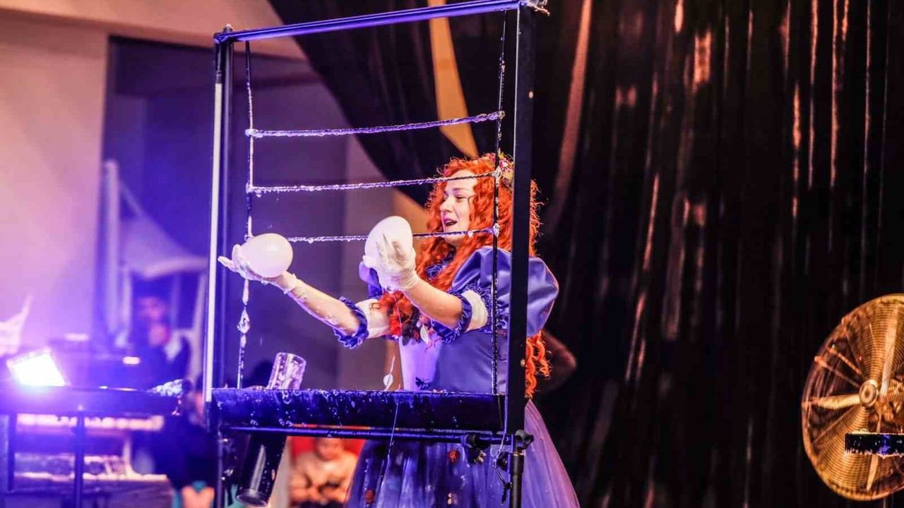 Körfez'de 'Çilek Abla ve Bubble Show' ile tatil neşesi