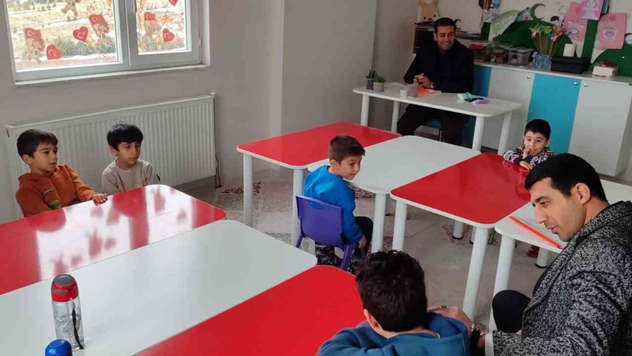 Kovancılar Müftüsü İrfan Çavaş Kur’an Kurslarında Öğrencilerle Buluştu