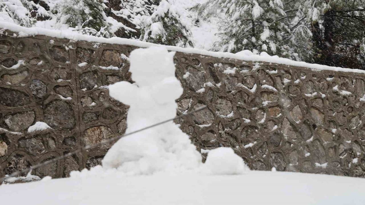 Kozan'da İlk Kar Sevinci: Suluhan ve Akdam Beyaza Büründü