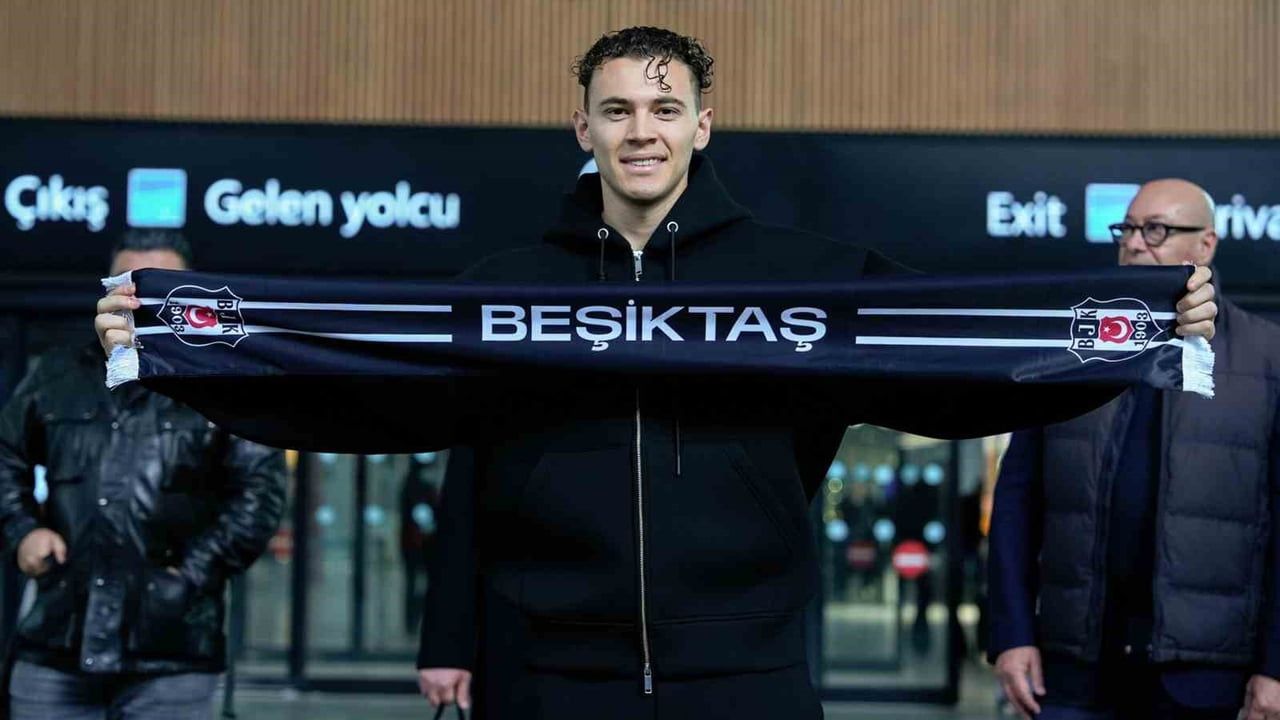 Kristjan Asllani İstanbul'a geldi: Beşiktaş transferinde son adımlar