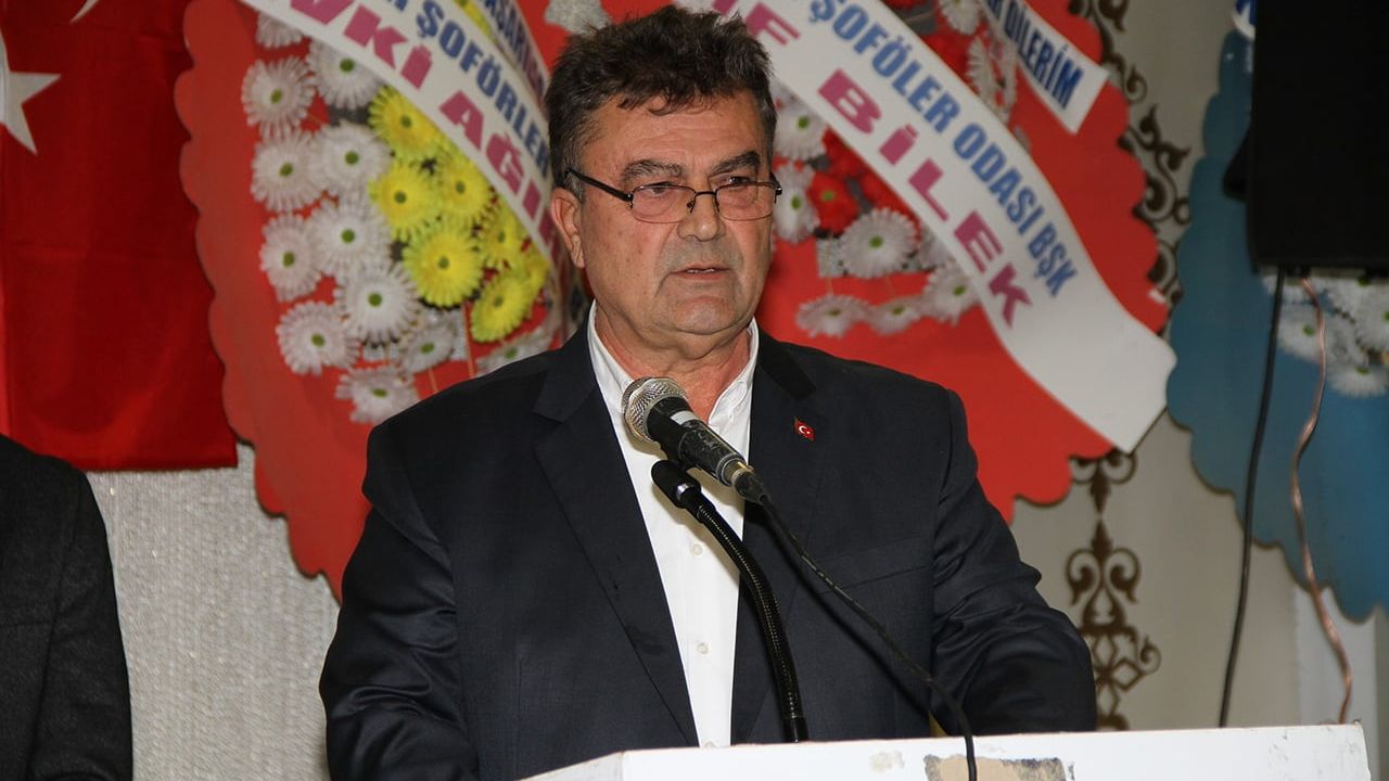 Kula Şoförler ve Otomobilciler Odası’nda Oktay Kırlı yeniden başkan seçildi