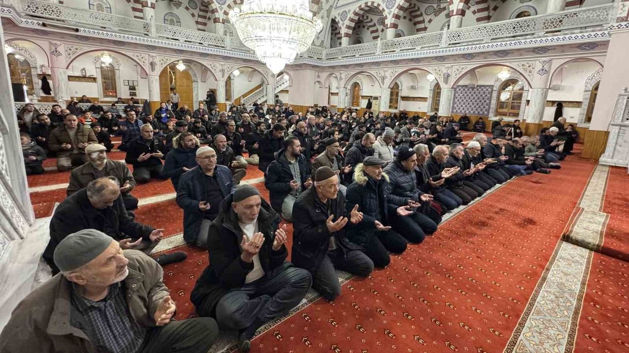 Kulu ve Bozkır'da Miraç Kandili coşkusu