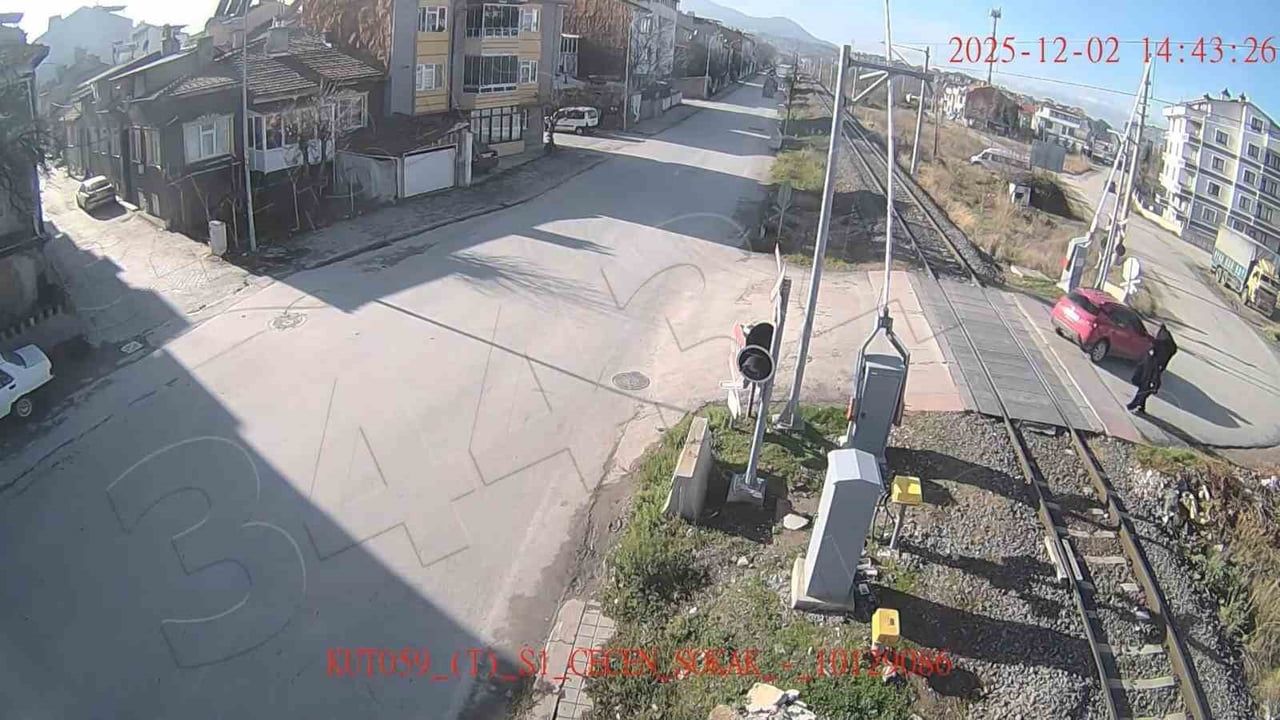 Kütahya'da Aralık Kazaları KGYS Kameralarında: Dikkatsizlik ve Hava Koşulları Öne Çıktı