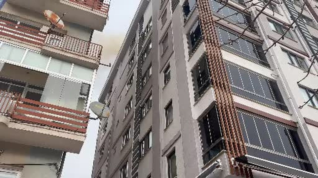 Kütahya'da restoranda çıkan baca yangını: 3 kişi dumandan etkilendi