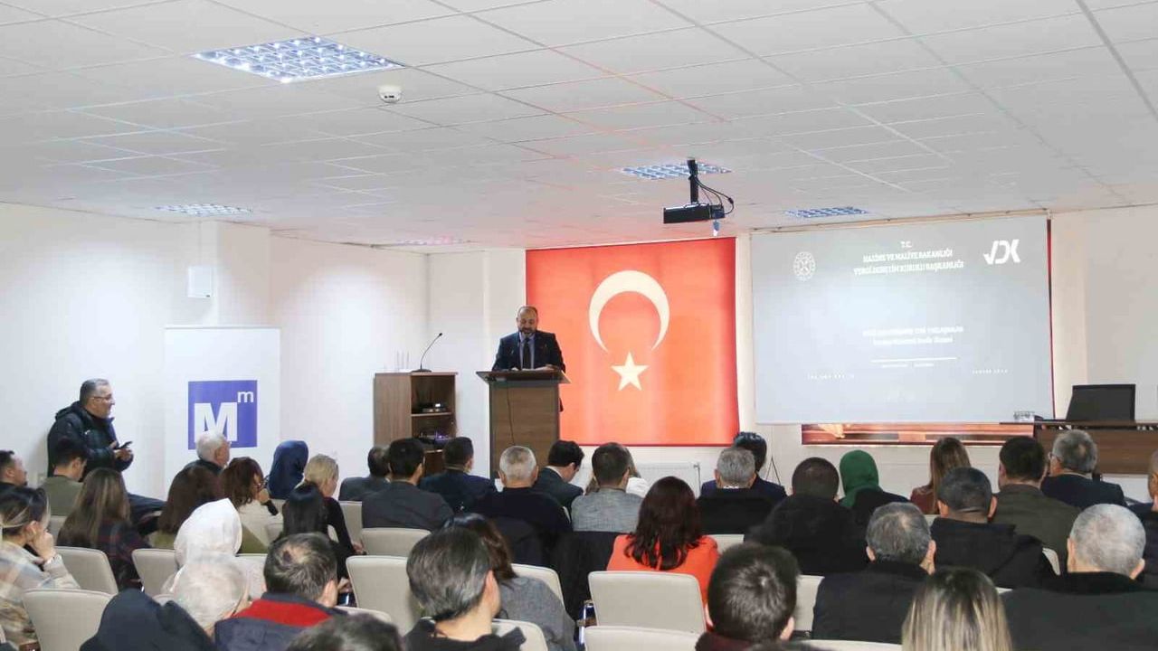 Kütahya'da 'Vergi İncelemeleri' semineri düzenlendi