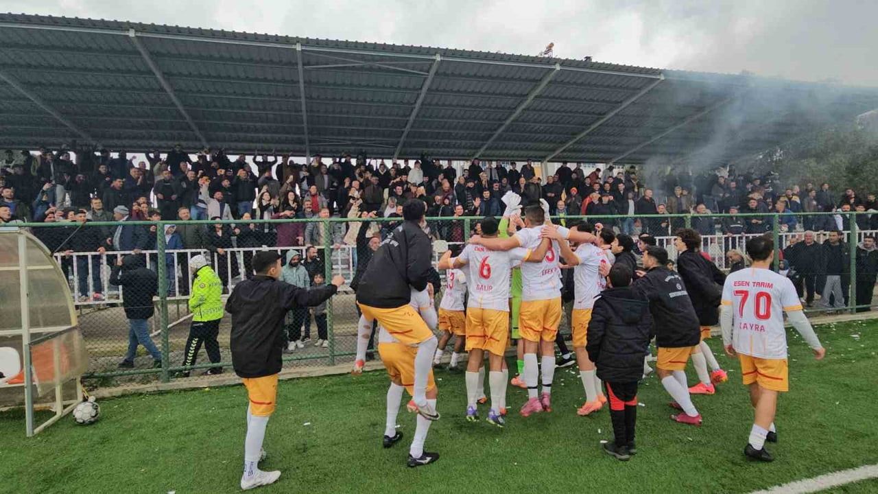 Kuyucak Yamalakspor, Köşk Belediye Doğanspor’u 2-1 yenip liderliği aldı