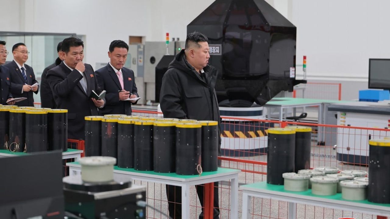 Kuzey Kore, taktik güdümlü füze üretimini 2,5 katına çıkarıyor